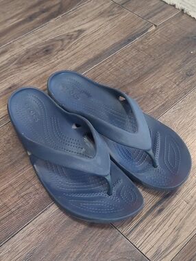 CROCS Women's Dark Blue Comfort Flip-Flops